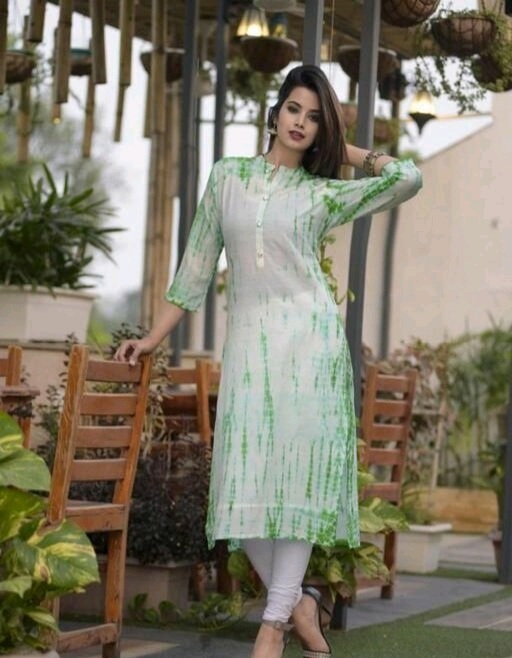 Charvi Fashionable Kurtis